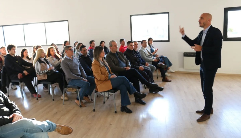 Se realizó un taller informativo sobre el funcionamiento del Sistema de Emergencias 911