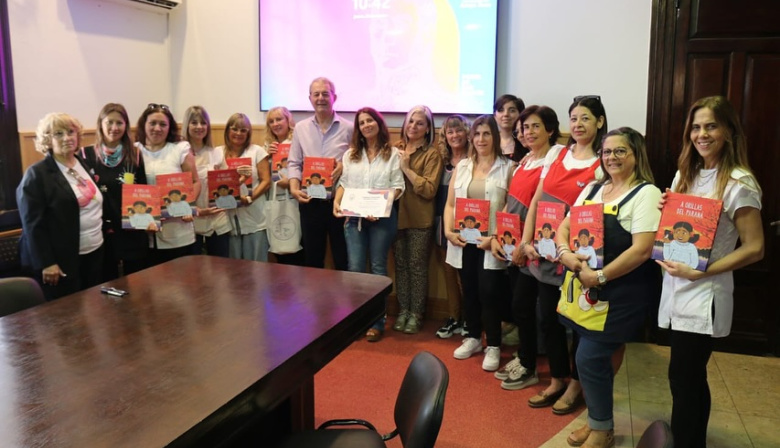 El libro “A Orillas del Paraná” de María Belén de Rienzo fue declarado de interés municipal