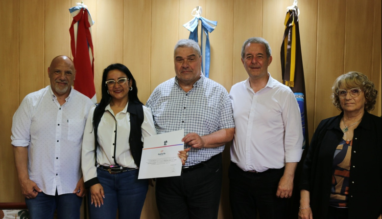 La Escuela Comercial recibió $13.500.000 para la culminar la reparación de los techos