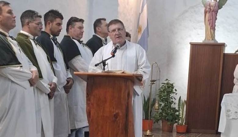 El Padre Daniel Pezzetta renunció como Párroco de la Iglesia La Asunción