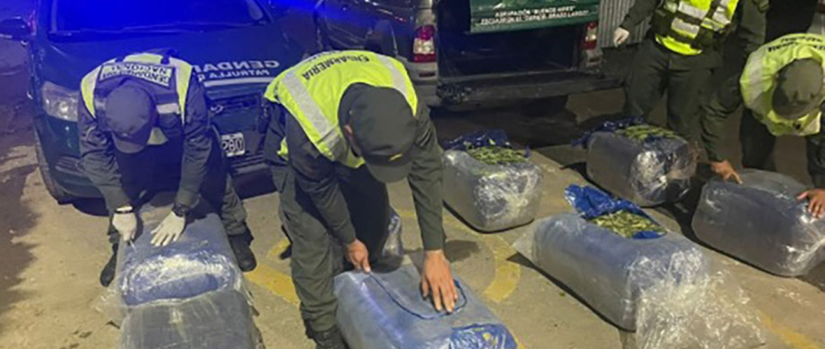 Imputaron a once gendarmes del Escuadrón Arroyo Seco por apropiarse de cargas de hojas de coca