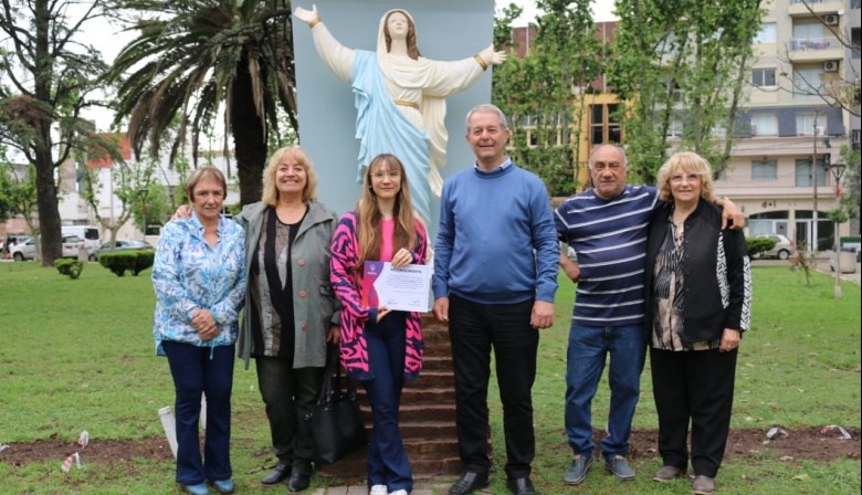 Reconocieron a Sol De Cristófano por la restauración de la imagen de la Virgen María