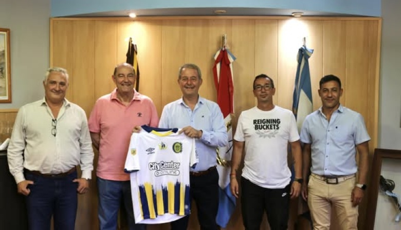 Tonelli se reunió con representantes de la Comisión Directiva del Club Atlético Rosario Central