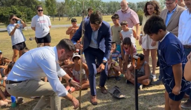 El Gobernador Pullaro recorrió la colonia de vacaciones junto al intendente Tonelli