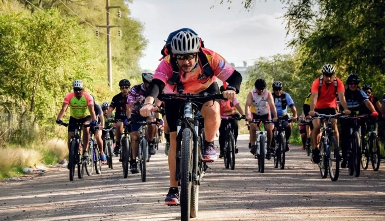 1° Mega Encuentro de Cicloturismo: ¡A Pedalear Entre Villa Constitución y Fighiera!