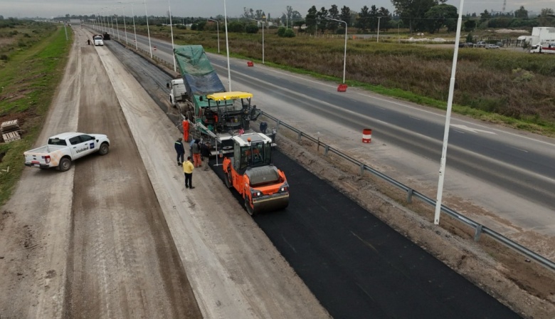 Avanza a buen ritmo la obra del tercer carril de la autopista Rosario-Santa Fe