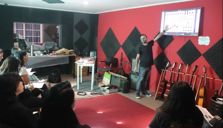 La radio municipal ya puede escucharse a través de internet