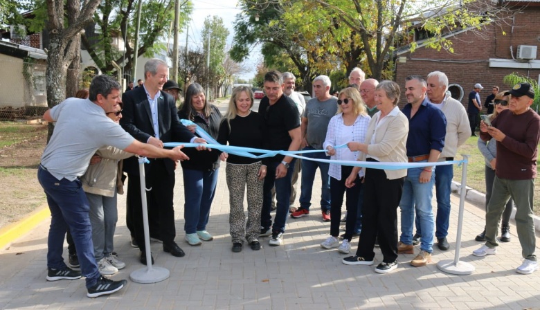 Habilitaron la primera “Calle Angosta” del Barrio Cooperativa