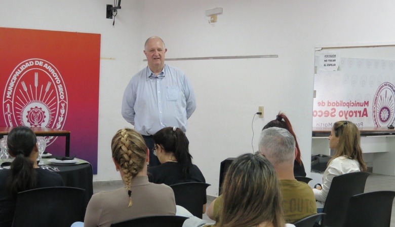 Comenzó la Capacitación para Mozos y Camareras