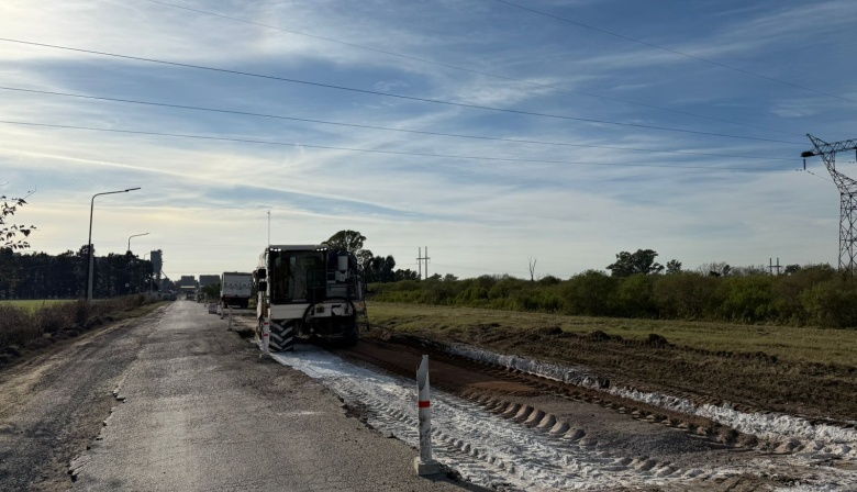 Arroyo Seco recupera el acceso al puerto de ADM y Playa Hermosa