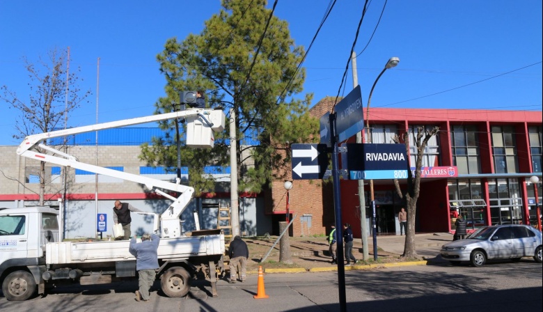 La esquina del Club Talleres ya tiene su semáforo