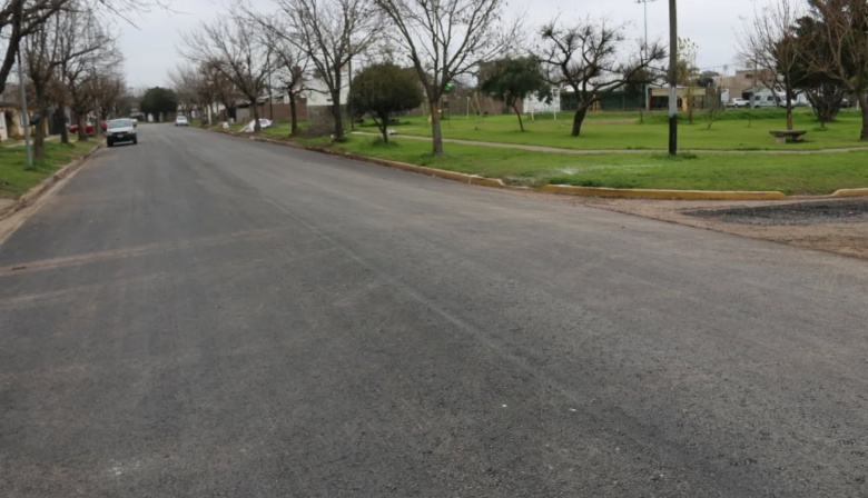 Llegó el pavimento al Barrio Asunción