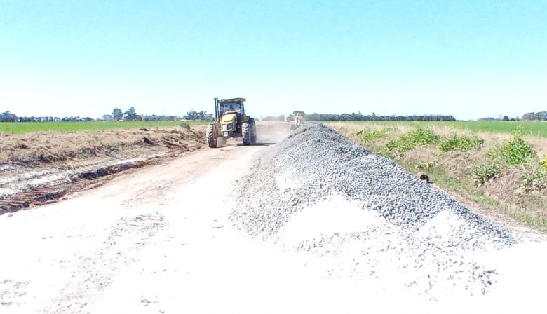 Arroyo Seco realiza trabajos de reacondicionamiento en el acceso a Playa Mansa y Mirador del Río