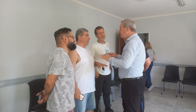 Tonelli comunicó a los vecinos el rechazo al proyecto del centro “Perseverar”