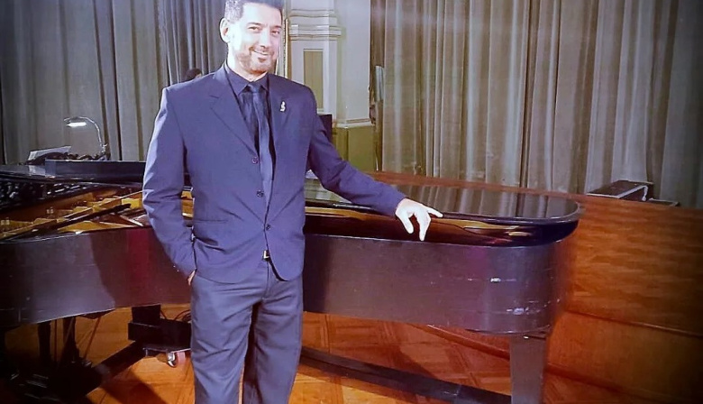 César Spinelli presenta su espectáculo musical  “Íntimo” en Matinello