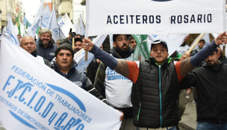 Los aceiteros inician una huelga en protesta de la reforma laboral