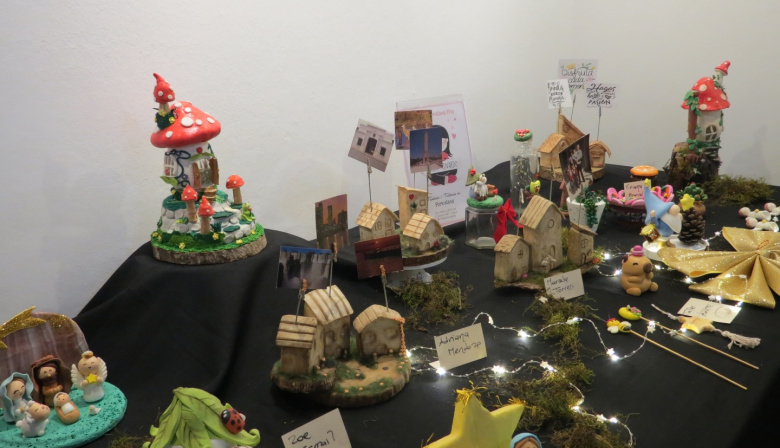 El taller de Porcelana Fría cerró el año con una muestra de trabajos