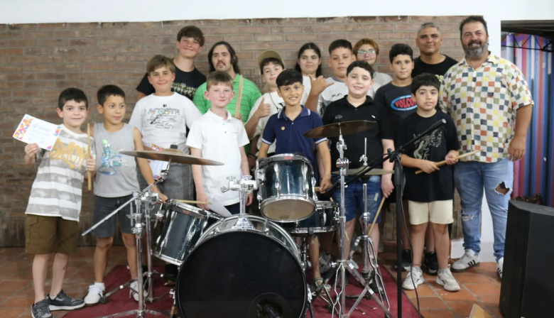 El Taller de Batería brilló en su Muestra de Fin de Año