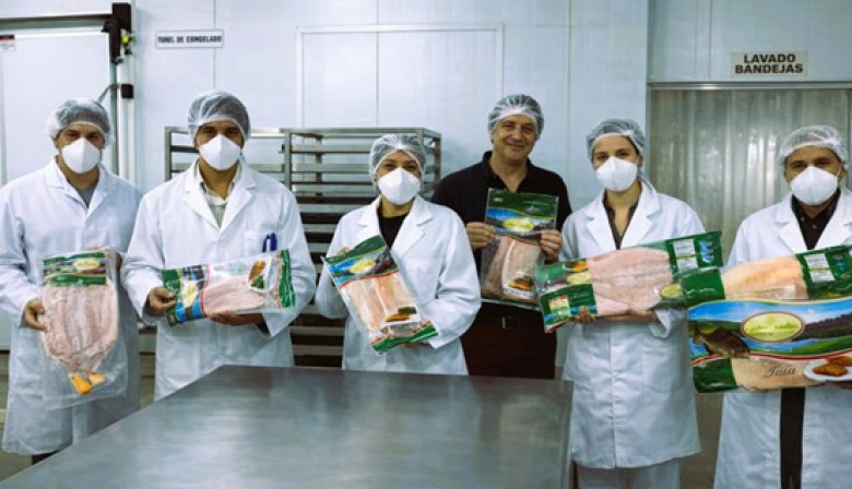 Primera exportación de carne de dorado y surubí de piscicultura