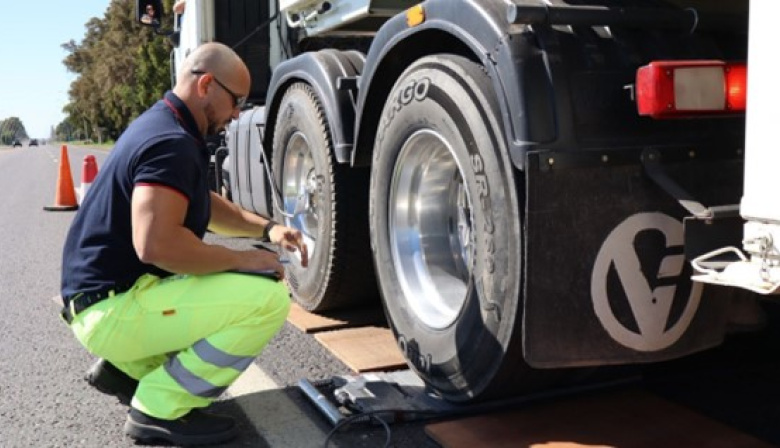 Camiones: Detectaron excesos de hasta 25.000 kilos con multas de hasta $ 18 millones