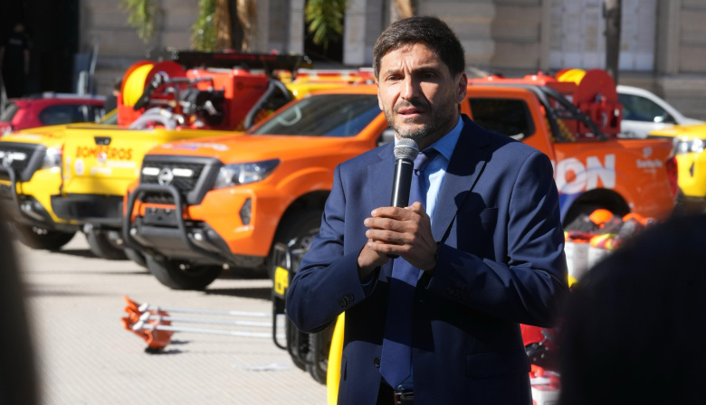 Pullaro: “Tenemos los bomberos voluntarios más preparados y equipados de la Argentina”