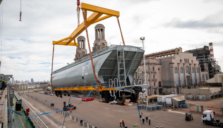 Una cooperativa agrícola santafesina adquirió 45 vagones cerealeros