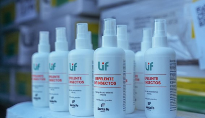 Santa Fe envió a Tucumán 40 mil repelentes de producción propia ante la emergencia por inundaciones