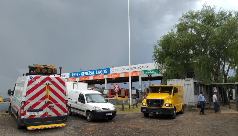 Corredores Viales deberá indemnizar a un automovilista por baches en la autopista