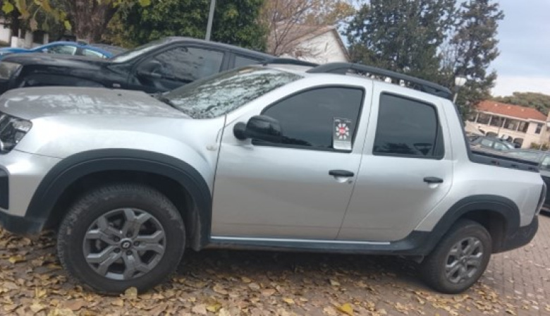 Lince identificó una camioneta asociada a diversos escruches: Hay dos detenidos