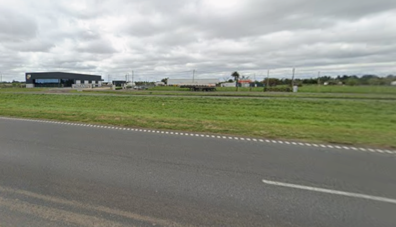Un camionero fue asaltado mientras estaba detenido en la Ruta 9