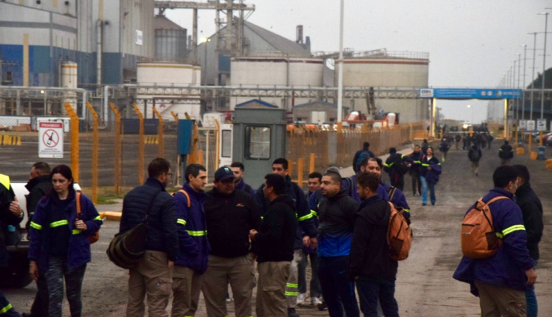 Aceiteros y exportadores volvieron a chocar y crece la amenaza de paro