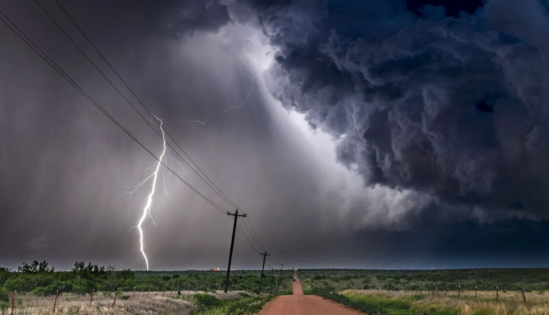 A partir del viernes se esperan lluvias con vientos y actividad eléctrica