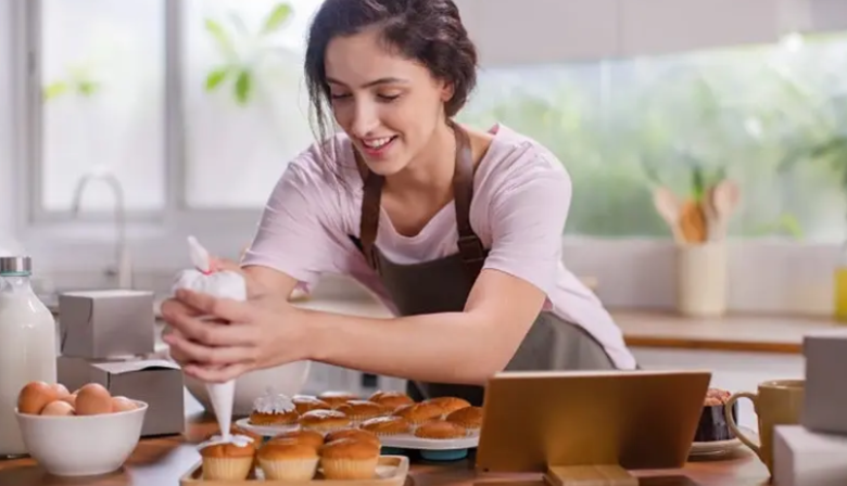 Microcréditos para mujeres emprendedoras: charla informativa en el Punto Violeta