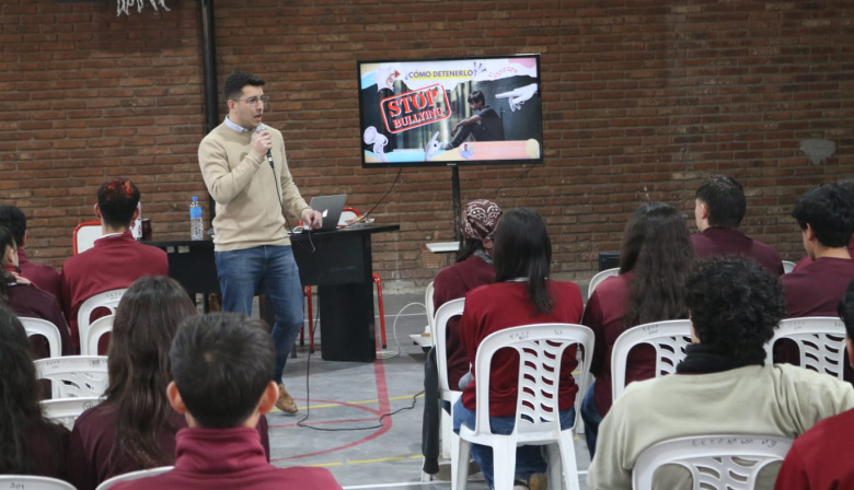 Comenzó “Espacio Joven, Hablemos para Sanar”