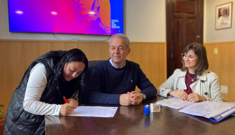 Emprendedores arroyenses accedieron a subsidios del Banco Solidario