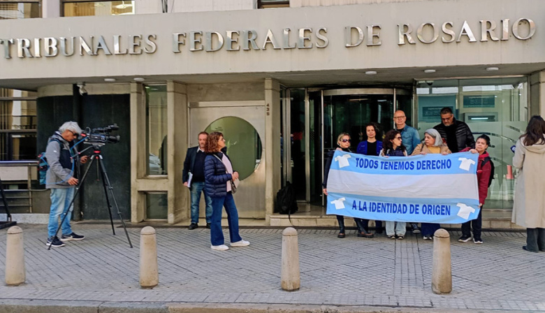 Confirman que el caso de la partera no prescribió