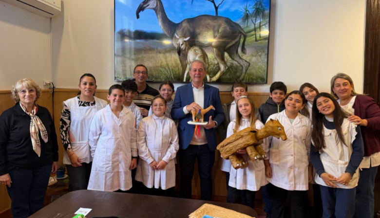 Alumnos de la Escuela Fiscal clasificaron para participar en la Feria Nacional de Ciencias