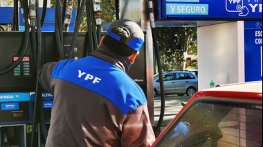 A cuánto pasará el litro de súper en YPF con el próximo aumento de abril