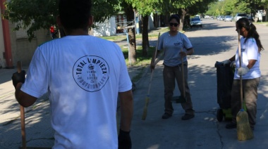 Durante dos meses, una empresa privada realizará la limpieza urbana en la zona céntrica