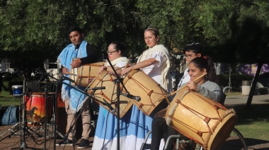 Cerca de 50 feriantes participaron del Festival Otoño Cultural