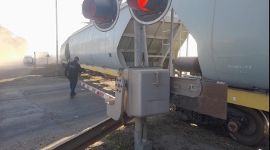 Descarriló una locomotora en las vías de Dreyfus