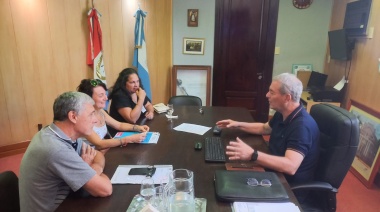 Daniel Tonelli recibió a un grupo de personas que buscan que la ciudad sea libre de pirotecnia