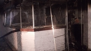 Grave incendio en la Escuela de Comercio 415 de Arroyo Seco