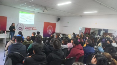 Charla sobre Manipulación de Alimentos en Arroyo Seco