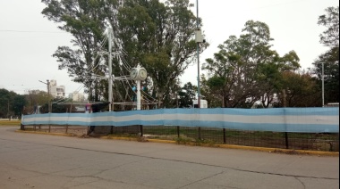 El Paseo Sanmartiniano amaneció envuelto en una bandera argentina
