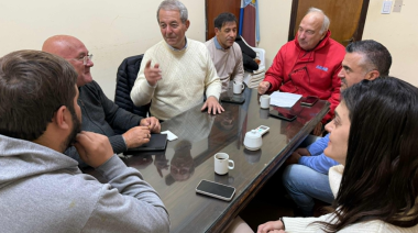Reunión por obras en el acceso a ADM, tasa portuaria y caída de la recaudación
