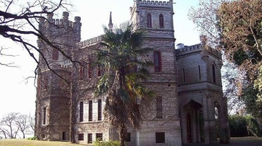 El Paraíso: Un lugar con castillos, estancias centenarias y una capilla muy especial