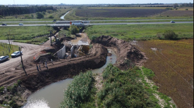 Avanzan las obras en el Arroyo Frías para evitar inundaciones en la región