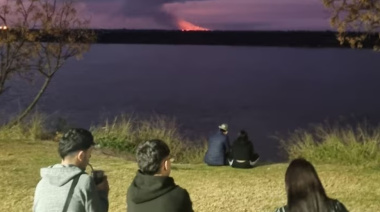 Continúan los incendios en las islas del delta del Paraná