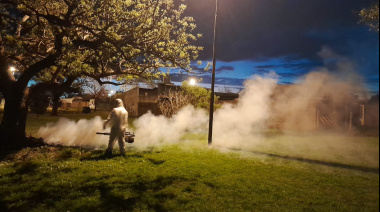 La municipalidad continúa fumigando contra los mosquitos